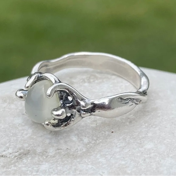 Egyptian Moon Goddess ring .925 Sterling Silver w/ genuine Moonstone made in USA - Picture 2 of 13